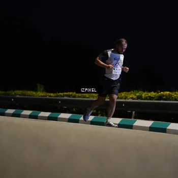 Runner Photo 7378930
