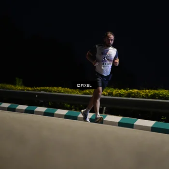 Runner Photo 7378950