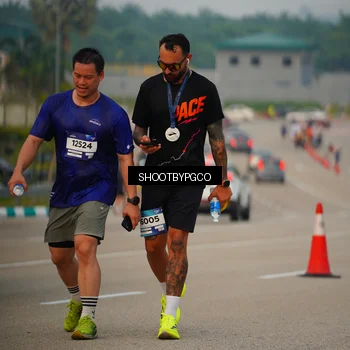 Runner Photo 7378954