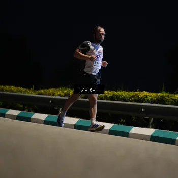 Runner Photo 7378973