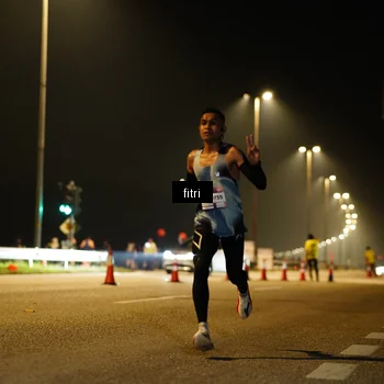 Runner Photo 7378993