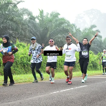 Runner Photo 7379013