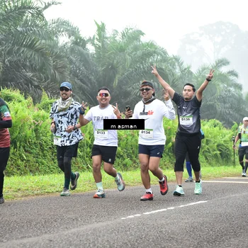 Runner Photo 7379054