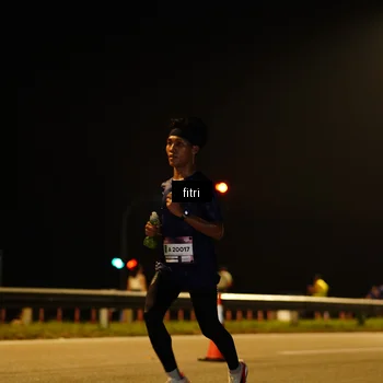 Runner Photo 7379073