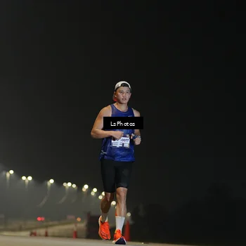 Runner Photo 7379141