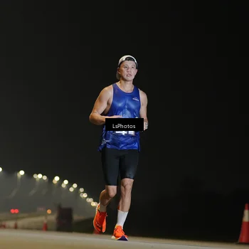 Runner Photo 7379149
