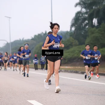 Runner Photo 7379388