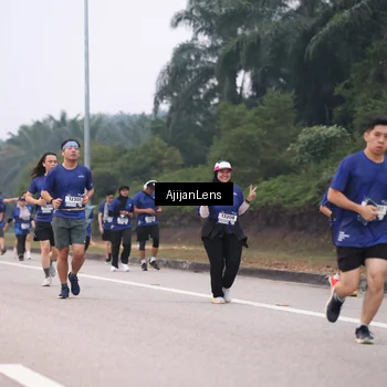Runner Photo 7379416