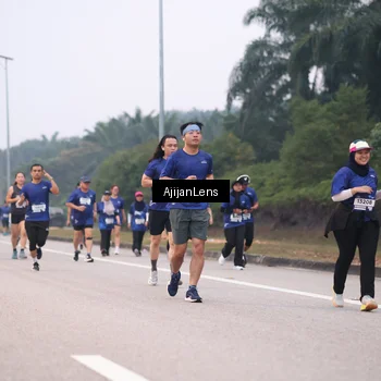 Runner Photo 7379441