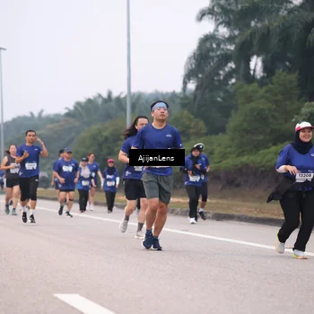 Runner Photo 7379451