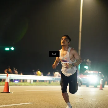 Runner Photo 7379468