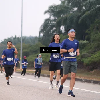Runner Photo 7379476