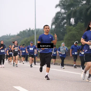 Runner Photo 7379489