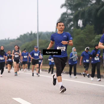 Runner Photo 7379504
