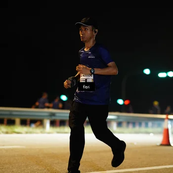 Runner Photo 7379554