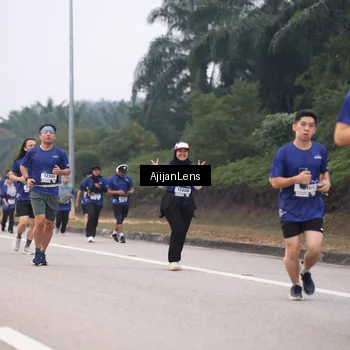 Runner Photo 7379558