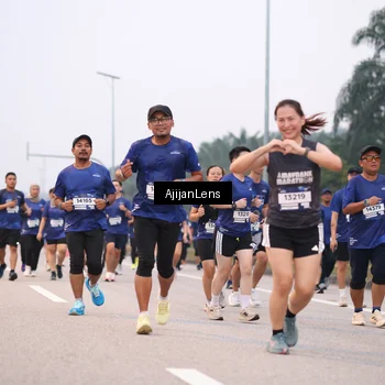 Runner Photo 7379619