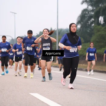 Runner Photo 7379640