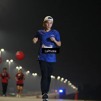 Runner Photo 7379705
