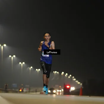 Runner Photo 7379750