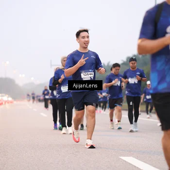 Runner Photo 7379760