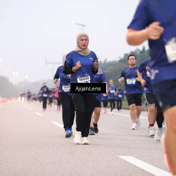 Runner Photo 7379771