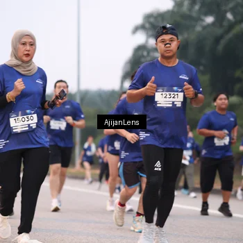 Runner Photo 7379800