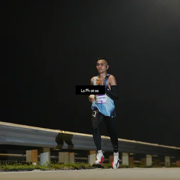 Runner Photo 7379842
