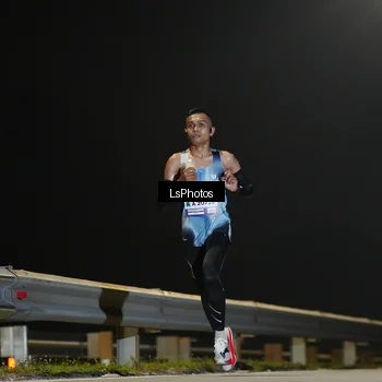 Runner Photo 7379856