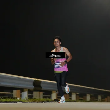 Runner Photo 7379865