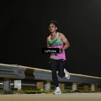 Runner Photo 7379869