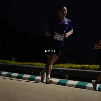 Runner Photo 7379871