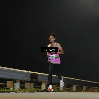 Runner Photo 7379883