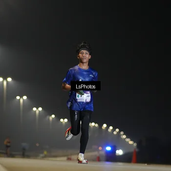 Runner Photo 7379892