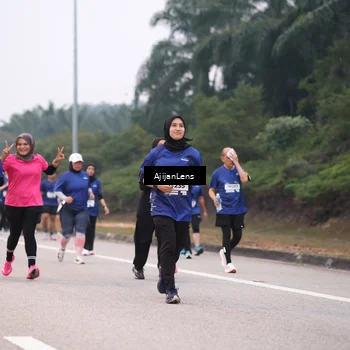Runner Photo 7379919