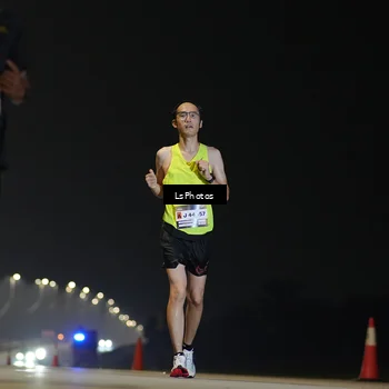 Runner Photo 7379942