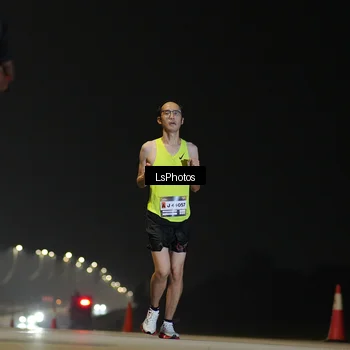 Runner Photo 7379944