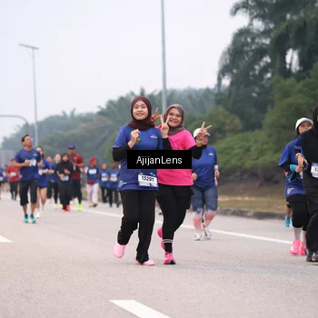 Runner Photo 7379954