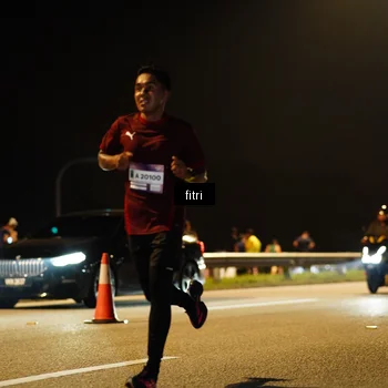 Runner Photo 7379957