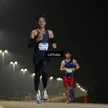 Runner Photo 7379959