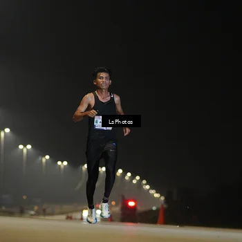 Runner Photo 7379981