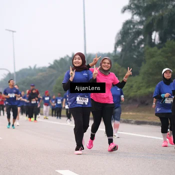 Runner Photo 7380006