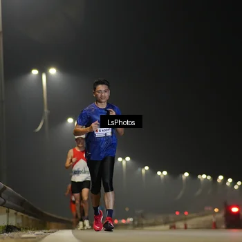 Runner Photo 7380010