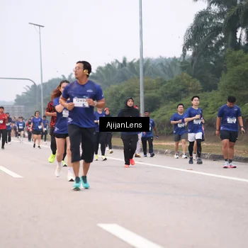 Runner Photo 7380013
