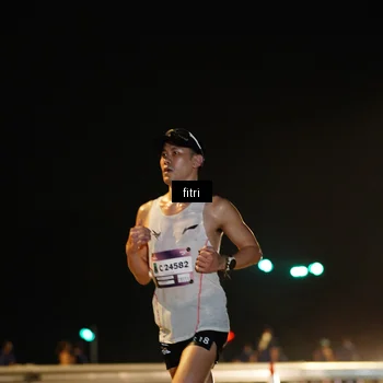 Runner Photo 7380200