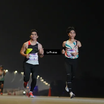 Runner Photo 7380399