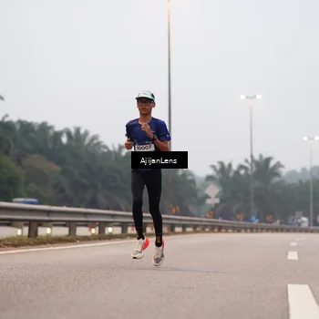 Runner Photo 7380415