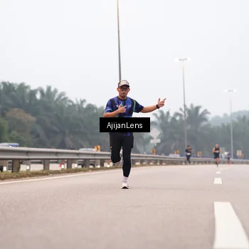 Runner Photo 7380438