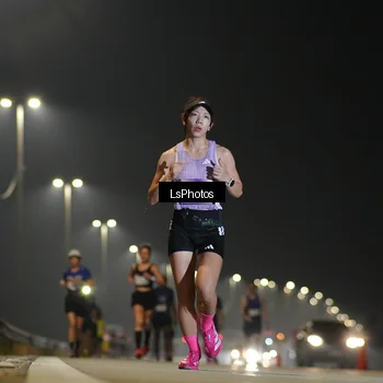 Runner Photo 7380443