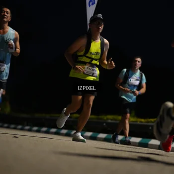 Runner Photo 7380453